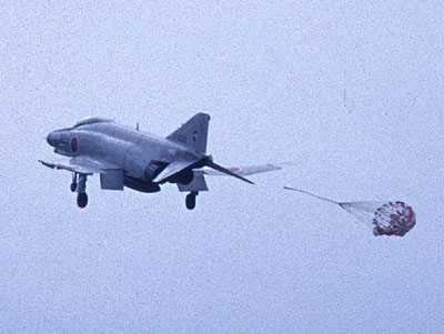 F-4EJ dragging a dragchute