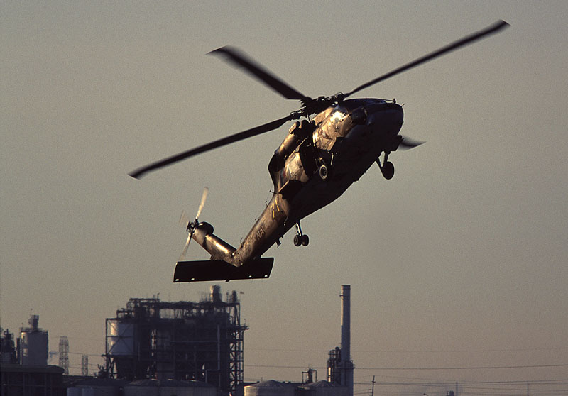 UH-60 landing